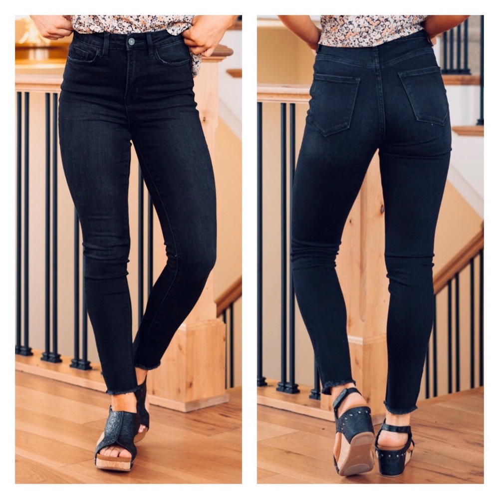 NWT Vervet Marilyn High Rise Black Skinny Jeans Size 25